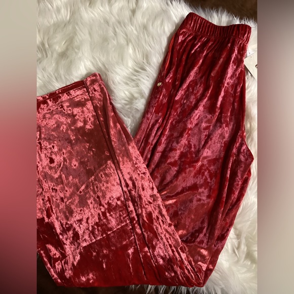 Fabletics pants size medium - Picture 7 of 7